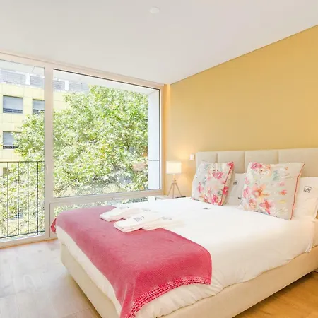 Apartment Saldanha Bright By The Portuguese Butler